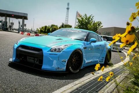 Liberty walk