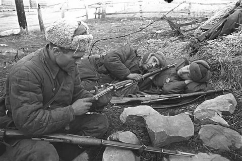 Перед вами фотография времен великой отечественной