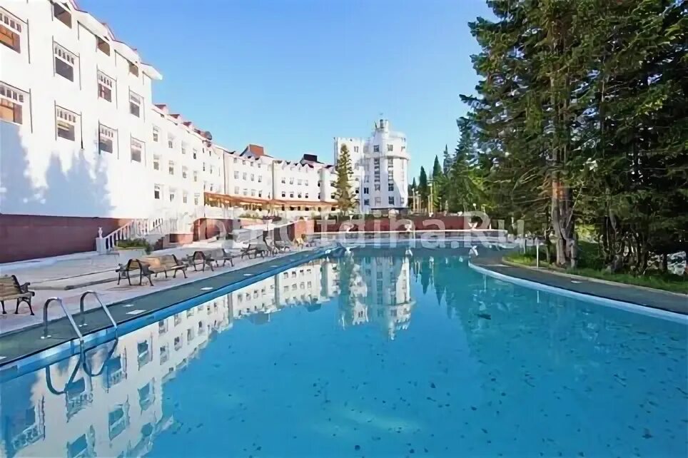 , 1а, посёлок катунь. Корона алтая бассейн. Сибирская корона горный алтай. Катунь корона алтая. Горно алтайск отель корона алтая.