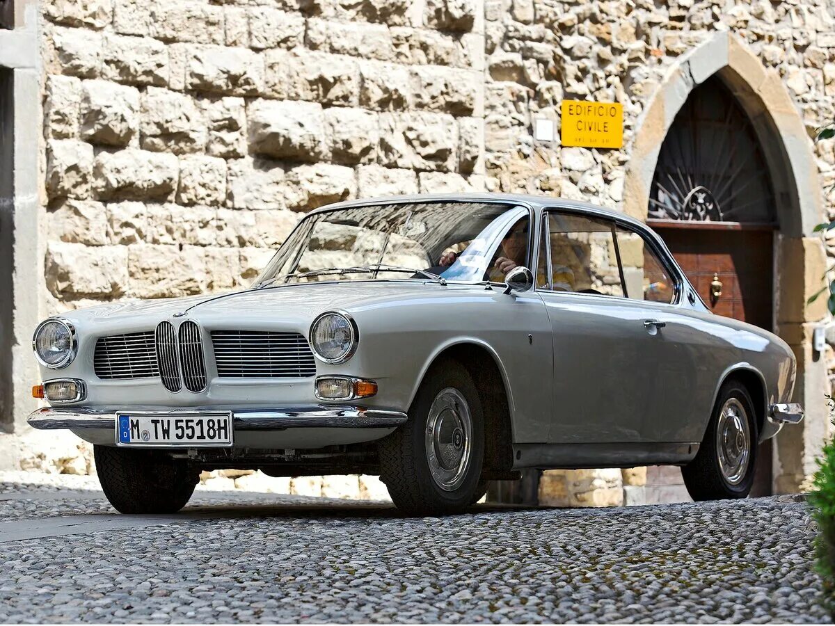 Автомобили евро 3. BMW 3200 CS. BMW 3200 Coupe CS 1962 - 1965. BMW 3200 CS Coupe. БМВ 3 1965.
