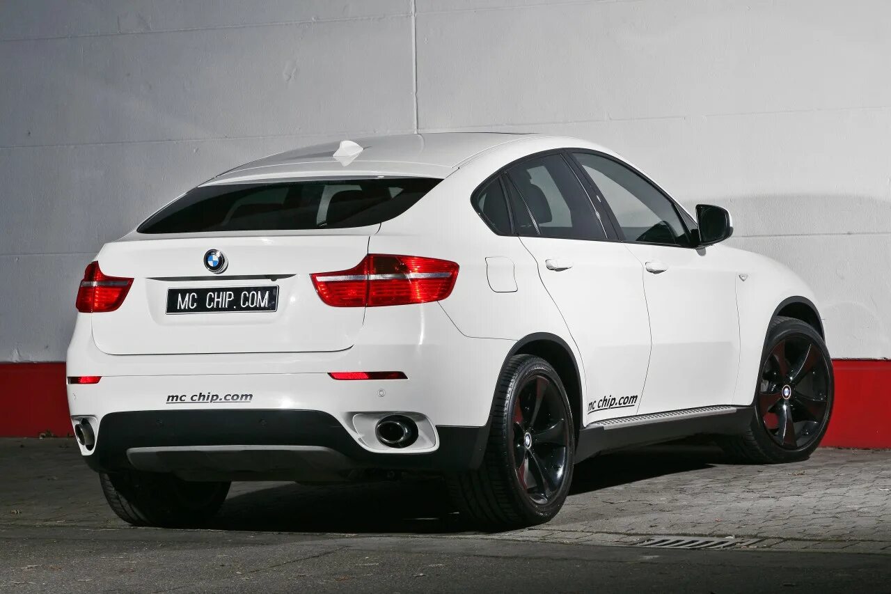 BMW x6 White. BMW x6 e70. БМВ x6 белая. БМВ х6 хэтчбек.