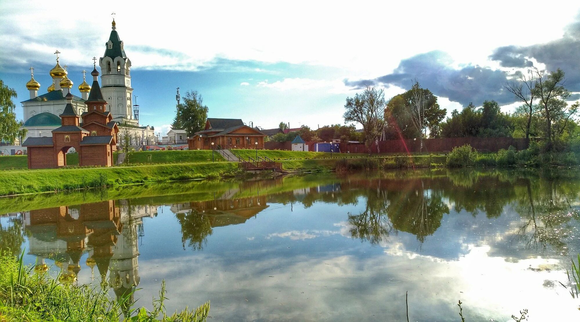 Родной край нижегородской области. Нижний Новгород природа и облик города. Храм Нижний Ландех. Родные просторы Нижний Новгород. Природа Нижнего Новгорода и Нижегородской области.