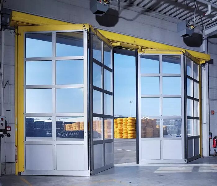 Складные ворота. Складчатые ворота doorhan. складчатые ворота дорхан. складные ворота doorhan. ворота гармошка алютех.