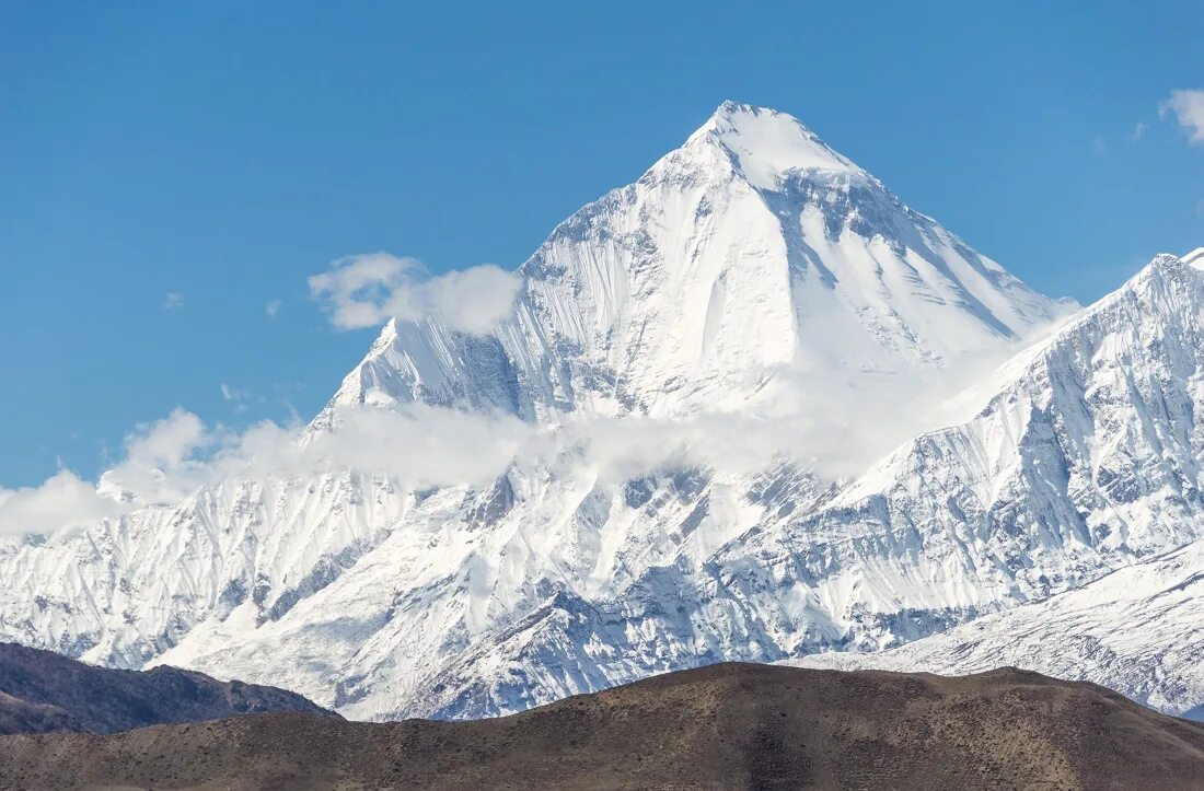 Самая высокая снежная гора. Дхаулагири Гималаи Непал. Чо-Ойю гора. Восьмитысячники Гималаев Дхаулагири. Вершина восьмитысячник Дхаулагири.