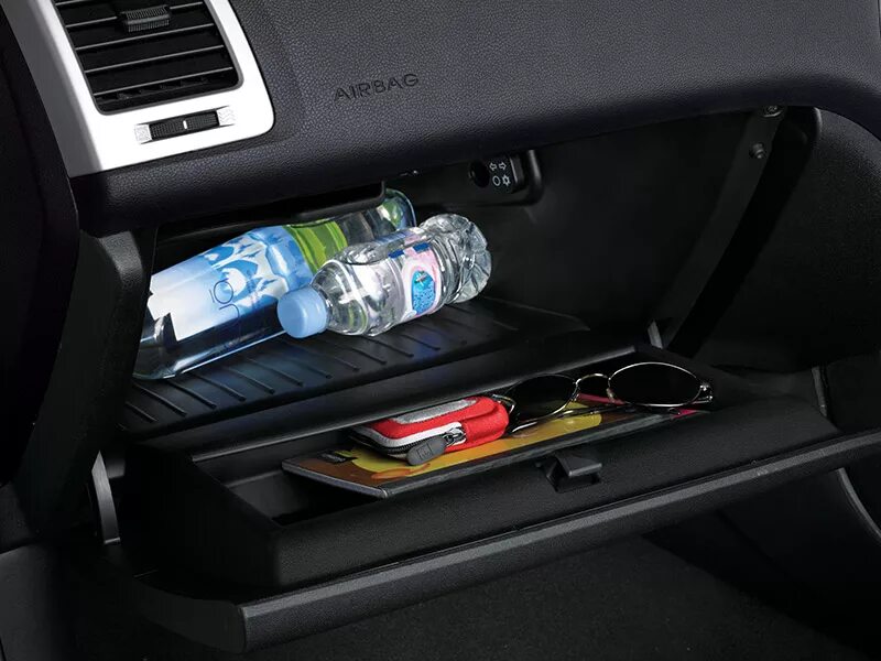 Glove compartment. Glove Box car. Glove compartment in car. Glove Box Switch Antara. Box машина