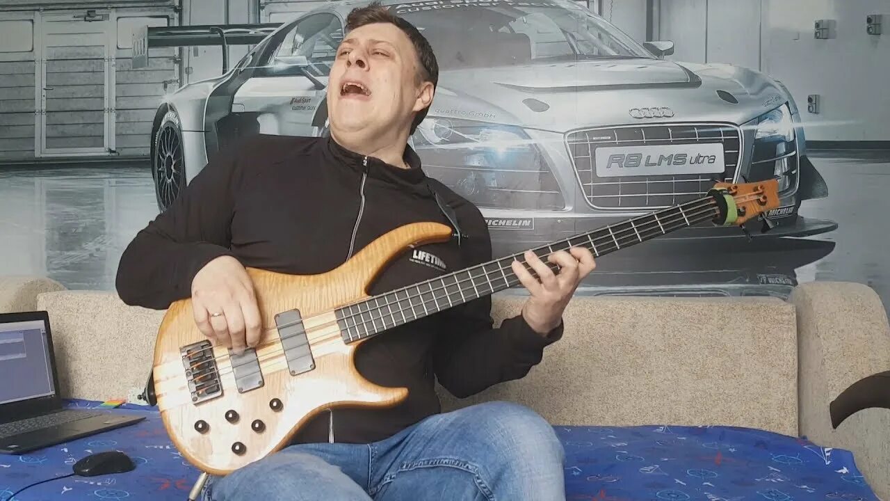 песни под басс