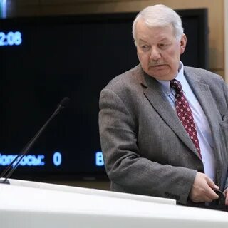 Академик белый