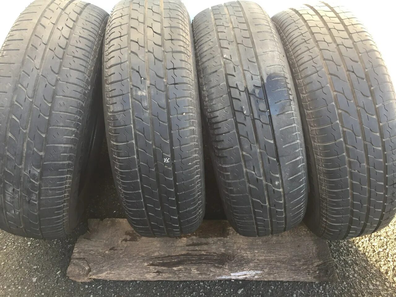 14 185 70 лето бу. Bridgestone b70 185/70 r14. Bridgestone b391. Лето шина Bridgestone b391 185/65 r15. Bridgestone 185/70r14.