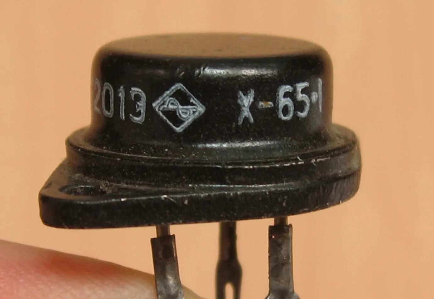 П201 транзистор. Транзистор п202. П210 213 транзистор. П201 транзистор. 201 п м.