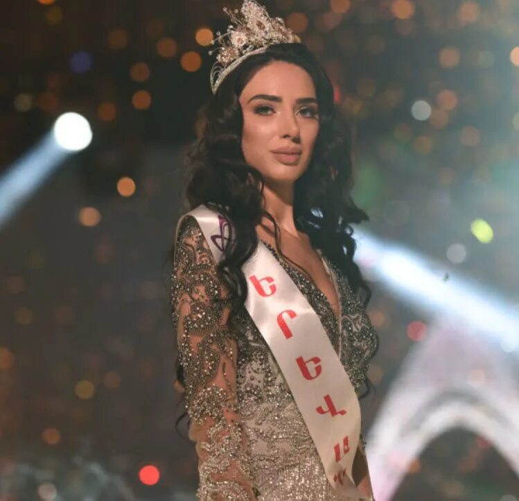 Айкуи Матевосян. Мисс Армения 2019 победительница Айкуи Матевосян.
