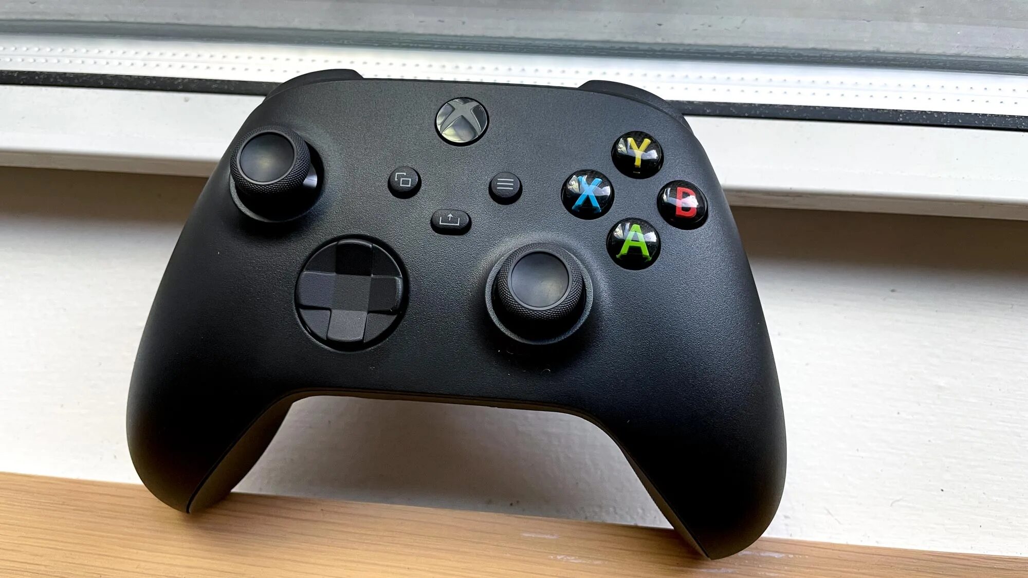 Как заряжать джойстик xbox. Xbox новый 2025. xbox 360 controller liion. беспроводной геймпад xbox series. xbox series x controller.