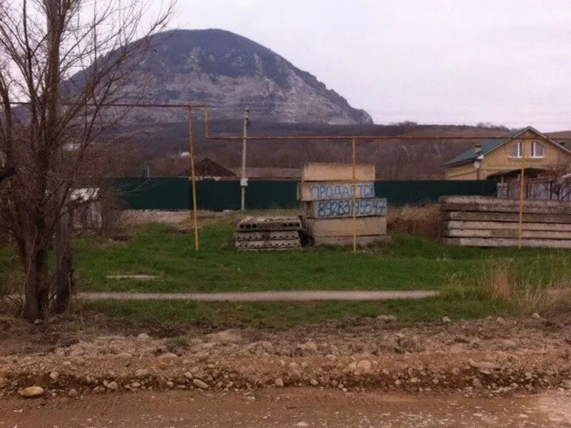 Поселок Новотерский Минераловодский район. Ставропольский край Минераловодский район поселок Новотерский. Минеральные воды, посёлок Новотерский. П Новотерский озеро. Поселок новотерский ставропольский край