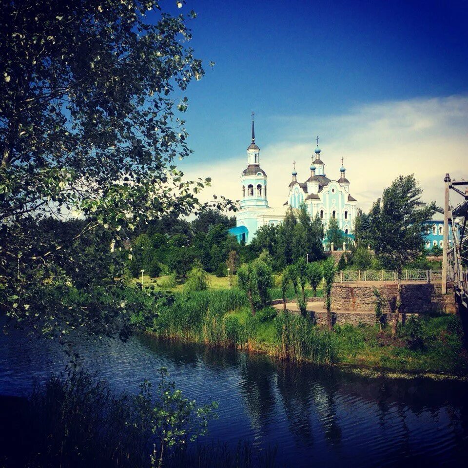 Город плавна. Горішні Плавні. Горишние Плавни. Горишние Плавни фото города. Горишни Плавни кладбище.