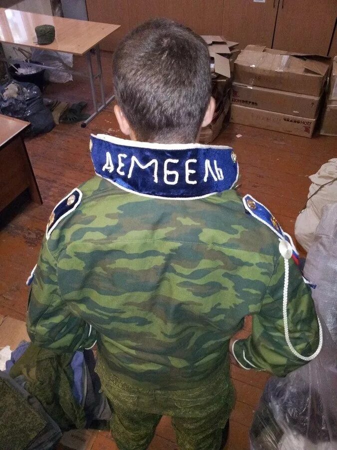 Что значит дембель. Армия дембель. веселый дембель. шапка дембеля. дембель смешно.