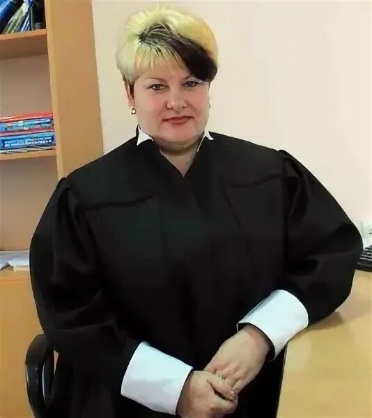 Судья приморского районного суда