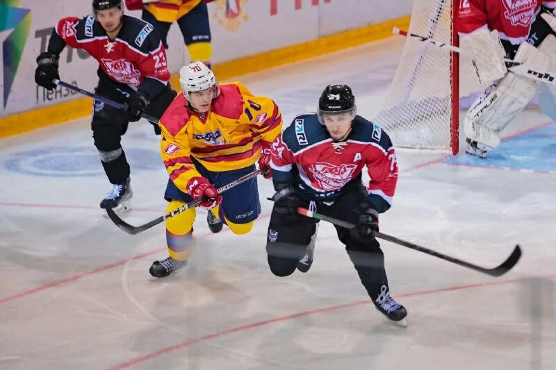 фото футболистов. химик воскресенск. химик воскресенск 2008. химик воскресенск 2006. хоккейная команда.