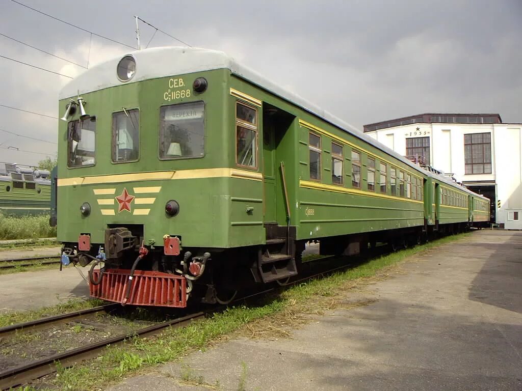 электропоезда ср3 ярославль. 3 электропоезда. электросекция ср3. 3 электропоезда. электричка ср3.