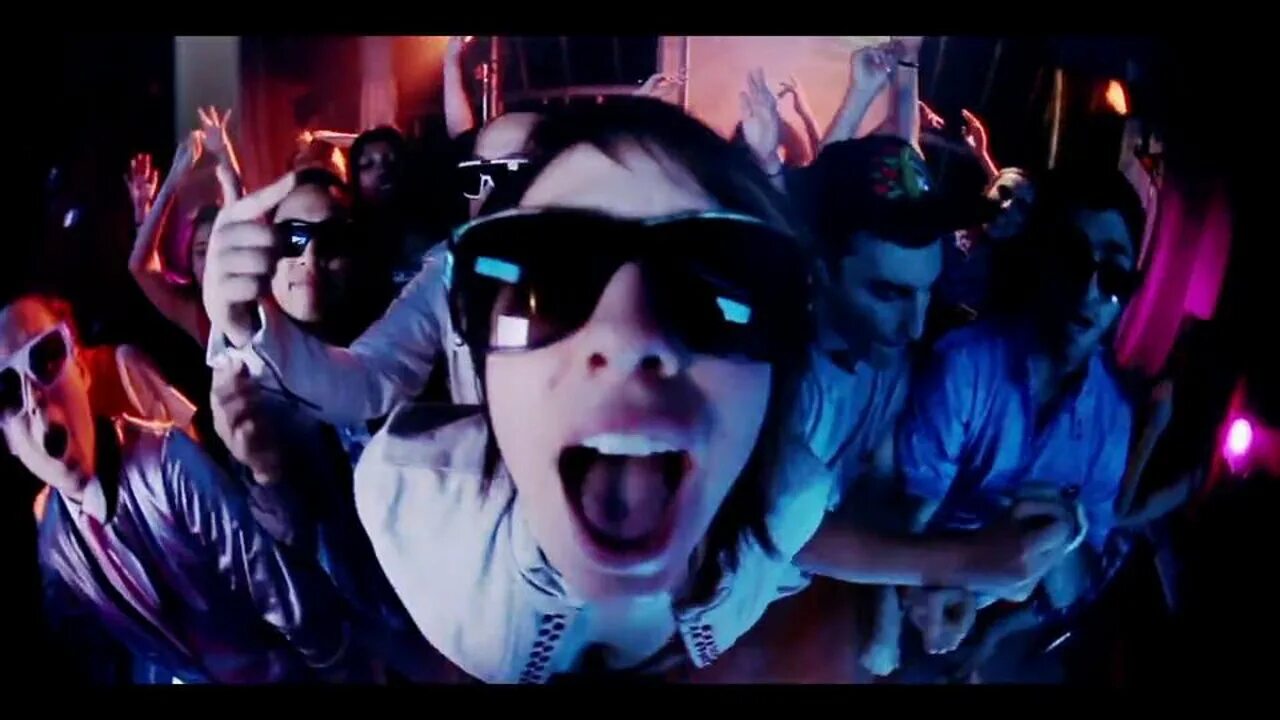 Far East Movement ft. The Cataracs, Dev - like a g6. Like a g6. Like a g6 актриса. Like a g Six.