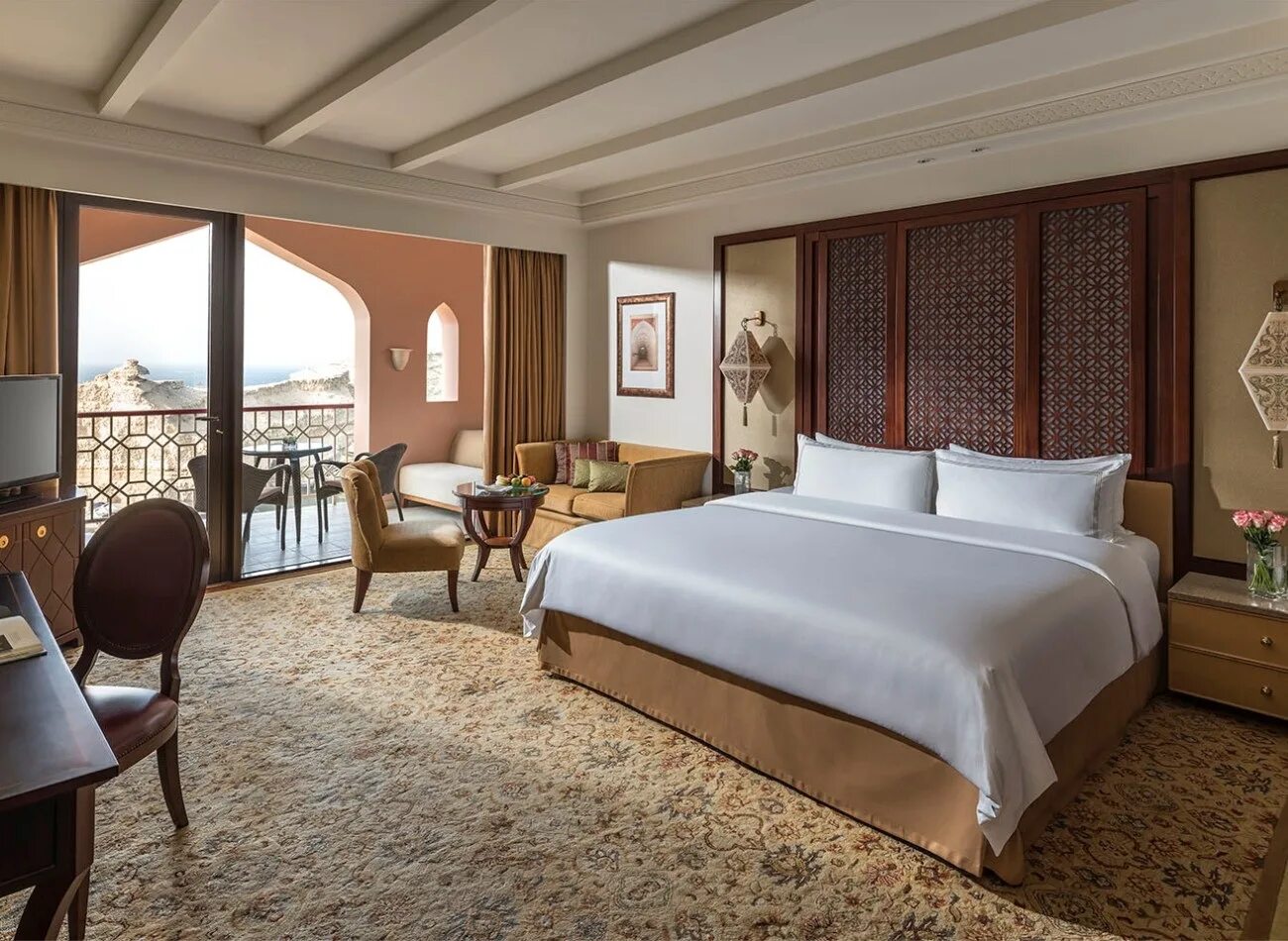 Шангри ла отель Оман. Hotel Muscat Oman 5 звезд. Шангри ла отель Оман номера. Shangri-la Barr al Jissah Resort and Spa Оман.