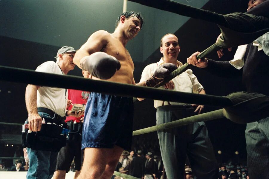 Нокдаун / Cinderella man (2005). Рассел Кроу бокс.