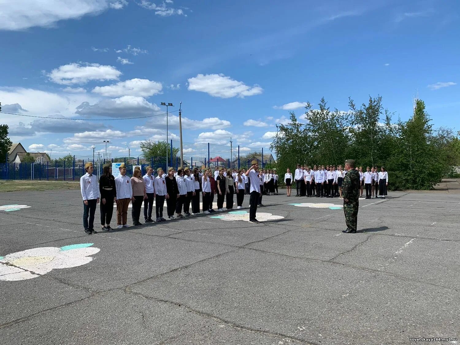 Город суровикино школа номер 2. Сош 2 суровикино. Сош 2 суровикино. Сош 2 суровикино. Мкоу сош 2 г суровикино.