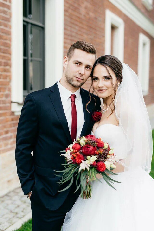 Максим колесников и алена рапунцель. Дом 2 розалия райсон и андрей шабарин. Максим колесников дом 2 и алена рапунцель. Куда делась пара. Красивая девушка с парнем.