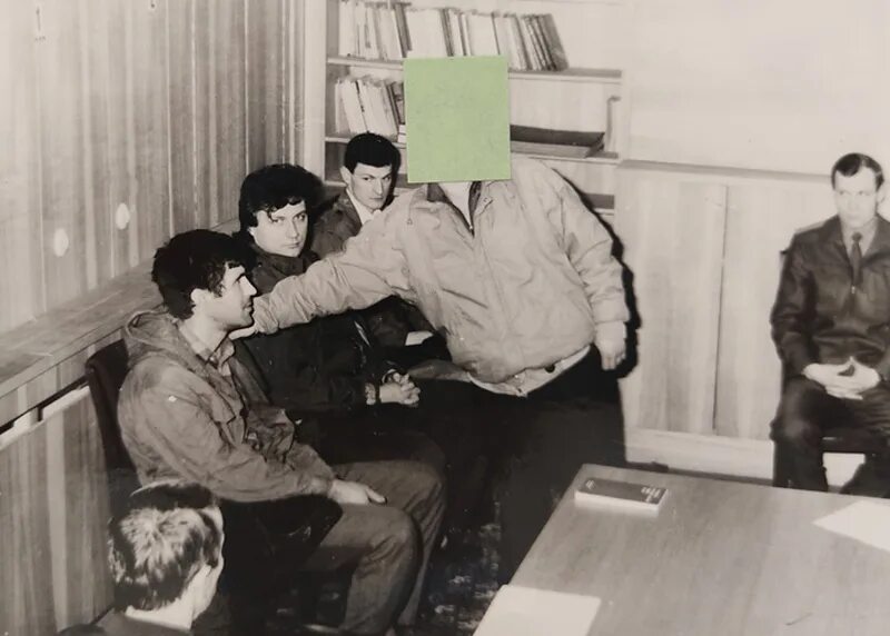 Итальянка леонарда чианчулли. Джон уэйн гейси собака. Леонарда чианчулли жертвы. Джон вейн гейси младший. История из жизни убийцы.