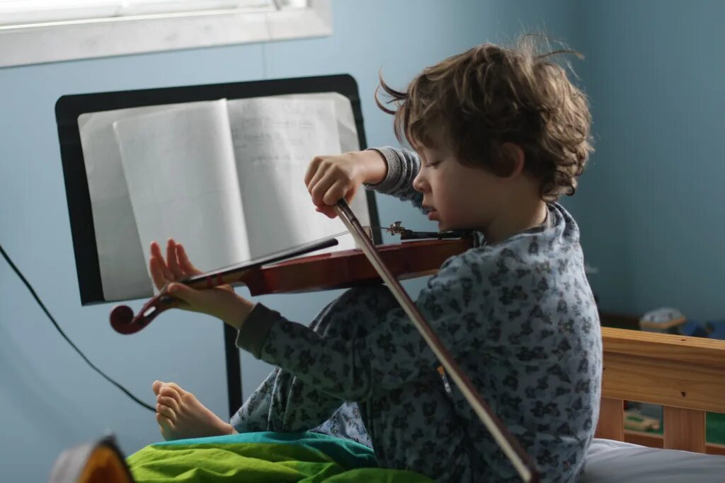 227). Live music plt.