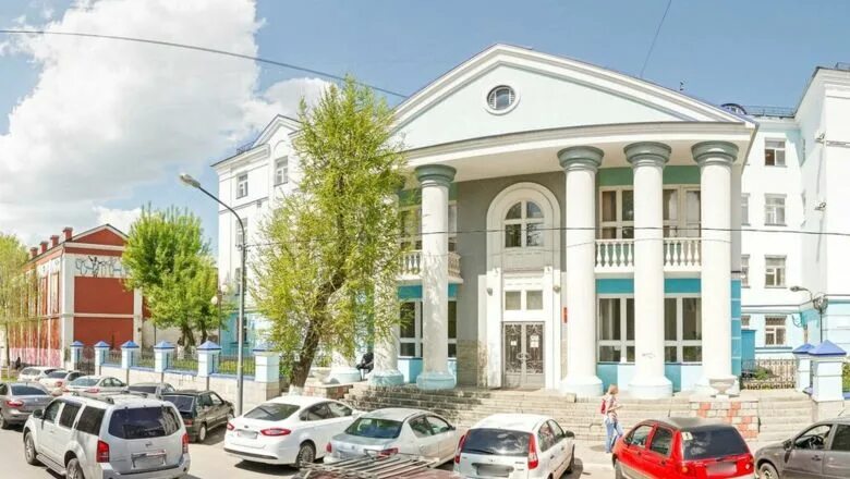 4 городская больница оренбург фотографии. 1 гор больница оренбург. Донецкая 2/2 оренбург. Улица ворошилова оренбург. Проспект победы 1 оренбург.