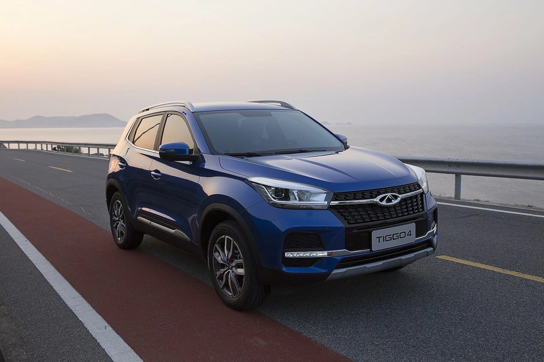 Chery tiggo 4 mt. Tiggo 4. Черри Тигго 4. Кроссовер чери Тигго 4. Chery Tiggo 4x4.