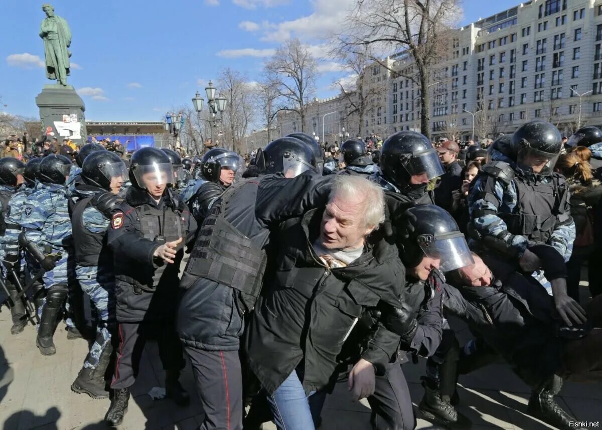 Массовые аресты. Разгон демонстрантов в Москве. Митинг.