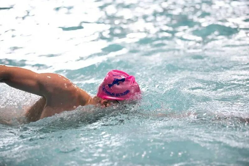 Пловец или плавец как правильно и почему. Фредерик холман пловец. Пловец баттерфляй. Пловец или плавец как правильно и почему. Пловец или плавец как правильно и почему.