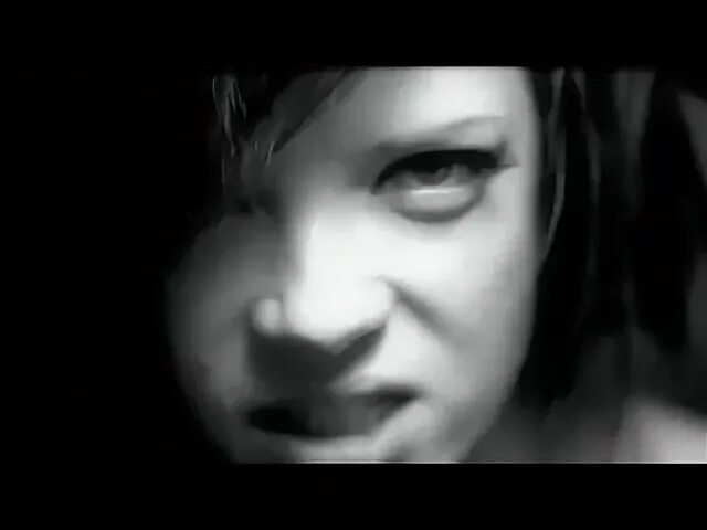 Garbage paranoid. Garbage i think i&#039;m paranoid. i think im paranoid.