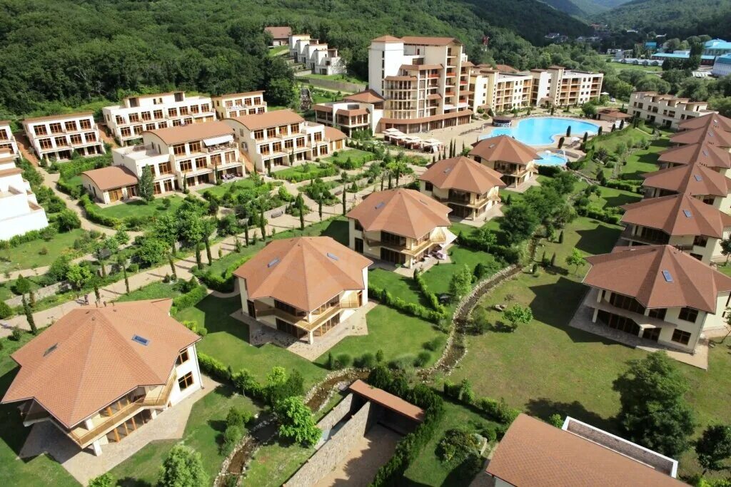 резиденция солнца новомихайловский. резиденция краснодарский край. резиденция солнца туапсе. путинский дворец в геленджике. сезиденция солнце новомихайловский.