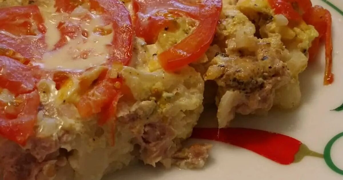 Стейки из цветной капусты с фаршем. Стейки из цветной капусты с фаршем. Стейк из цветной капусты. Капустные стейки в духовке. Стейки из капусты с фаршем.