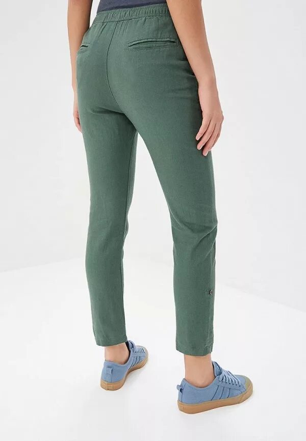Купить зеленые штаны. Штаны Roxy зеленые. Roxy RN 114199 CA 52199 брюки. Брюки Sofie Schnoor зеленые женские. HALLHUBER брюки зеленые женские.