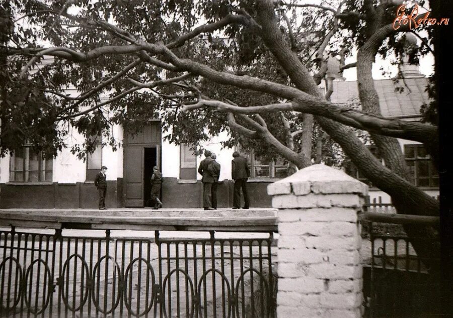 Касли Челябинская область школы. Касли старые фотографии город. Дворик нашего детства г. Касли Челябинская. Школа 27 касли