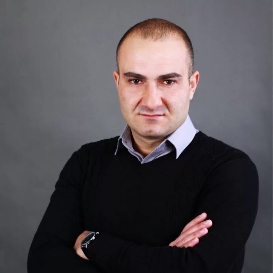 Аршак оганян актер. Аршак боксер. Аршак 2. Аршак корян футболист. Аршак григорян.