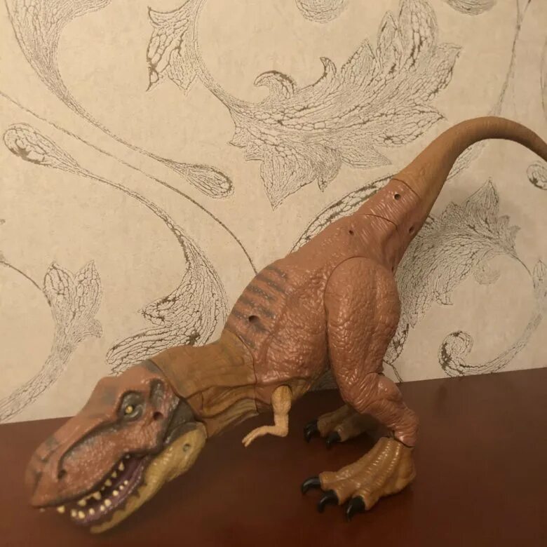 Динозавры сейчас. Mattel jurassic world индоминус рекс. Мир юрского периода игрушка тиранозавр рекс. Тираннозавр рекс мир юрского периода. Динозавры против животных игра.