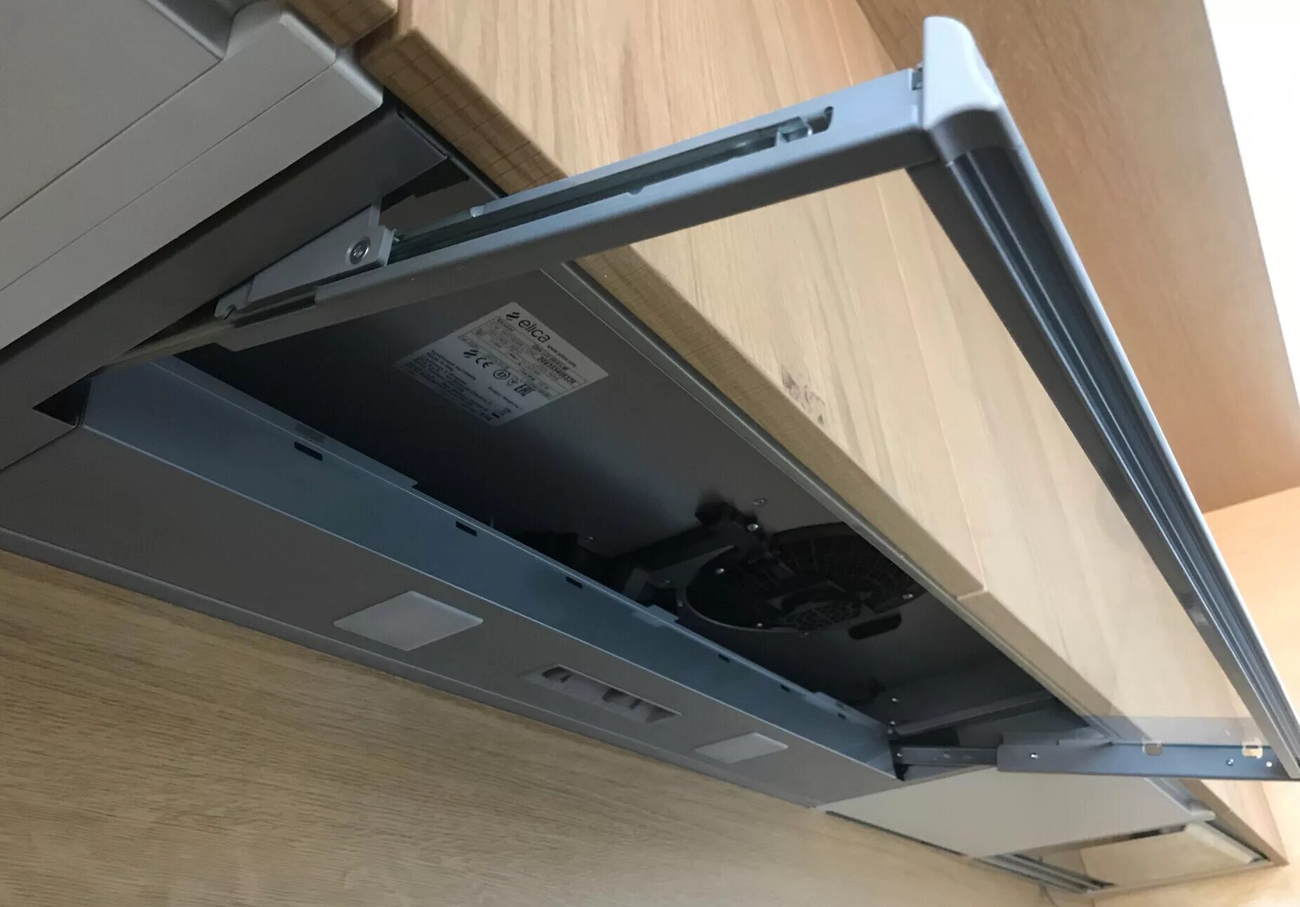 вытяжка elica ciak lux gr/a/l/56. Elica lux. Elica lux. вытяжка elica krea lux gfa ix/f/50. вытяжка elica krea lux gfa wh/f/60.