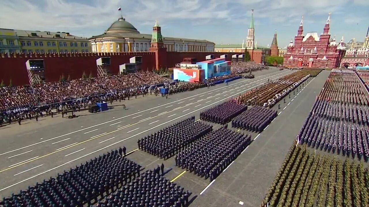 9 мая 2015 год. Парад Победы 2015 в Москве. Парад на красной площади 9 мая. Парад Победы 2015 года на красной площади в Москве. Парад на красной площади 9 мая 2015 года.