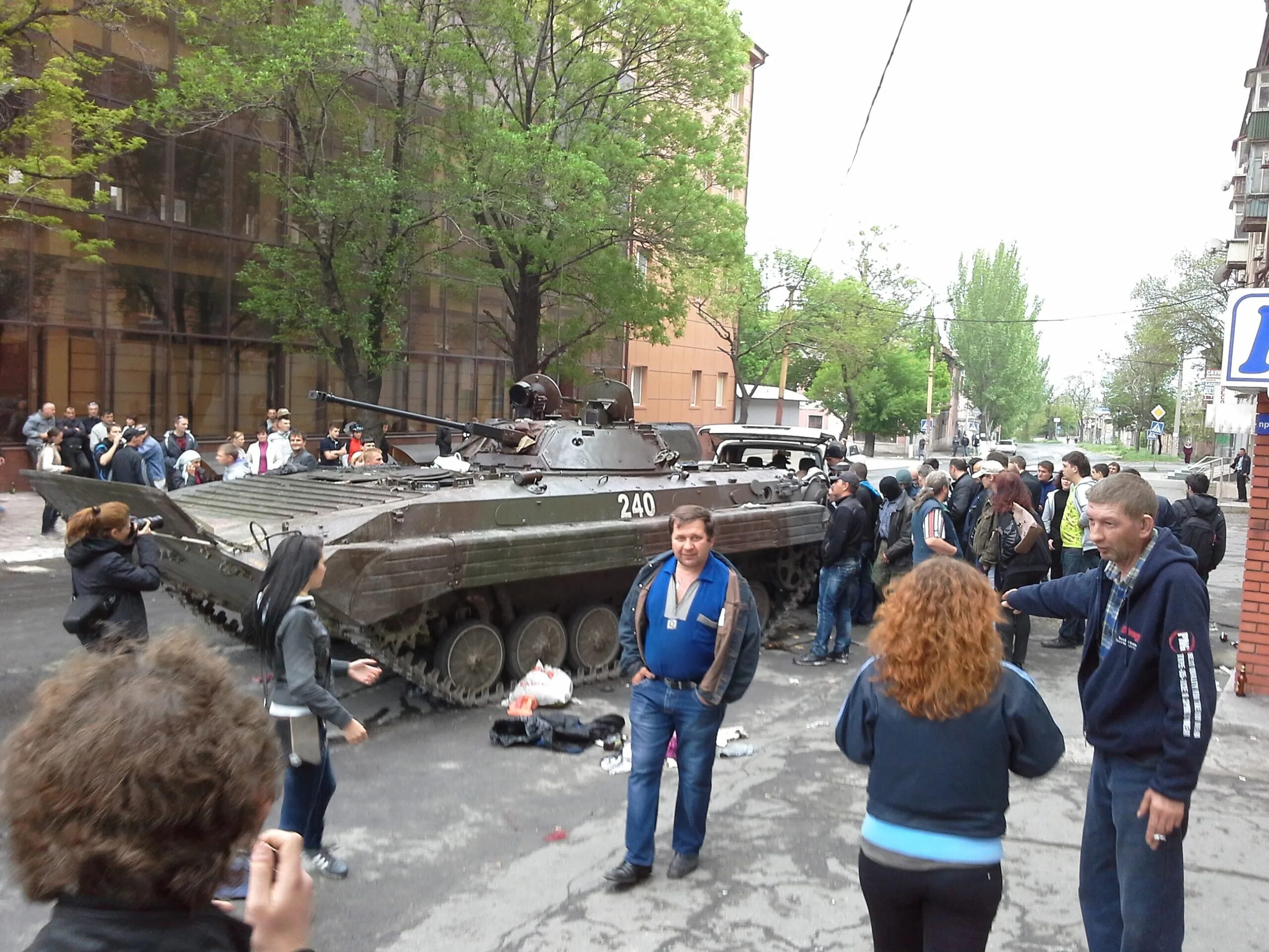 Ситуация в москве сегодня новости последнего. Мариуполь 2014г. События в Мариуполе 9 мая 2014 года.