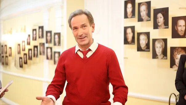 Артист ярославского драмтеатра Валерий Кириллов удостоен премии "Актер России" -