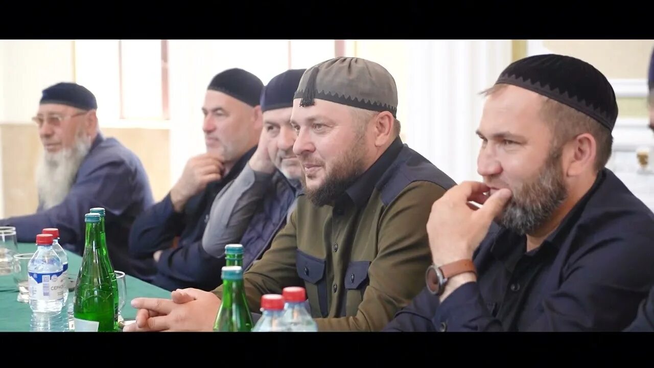 Иласхан юрт зиярат. Мескер-юрт чеченская республика. Илсхан юрт чеченская республика. Илсхан юрт маьждиг. Илсхан-юрт 4 школа.