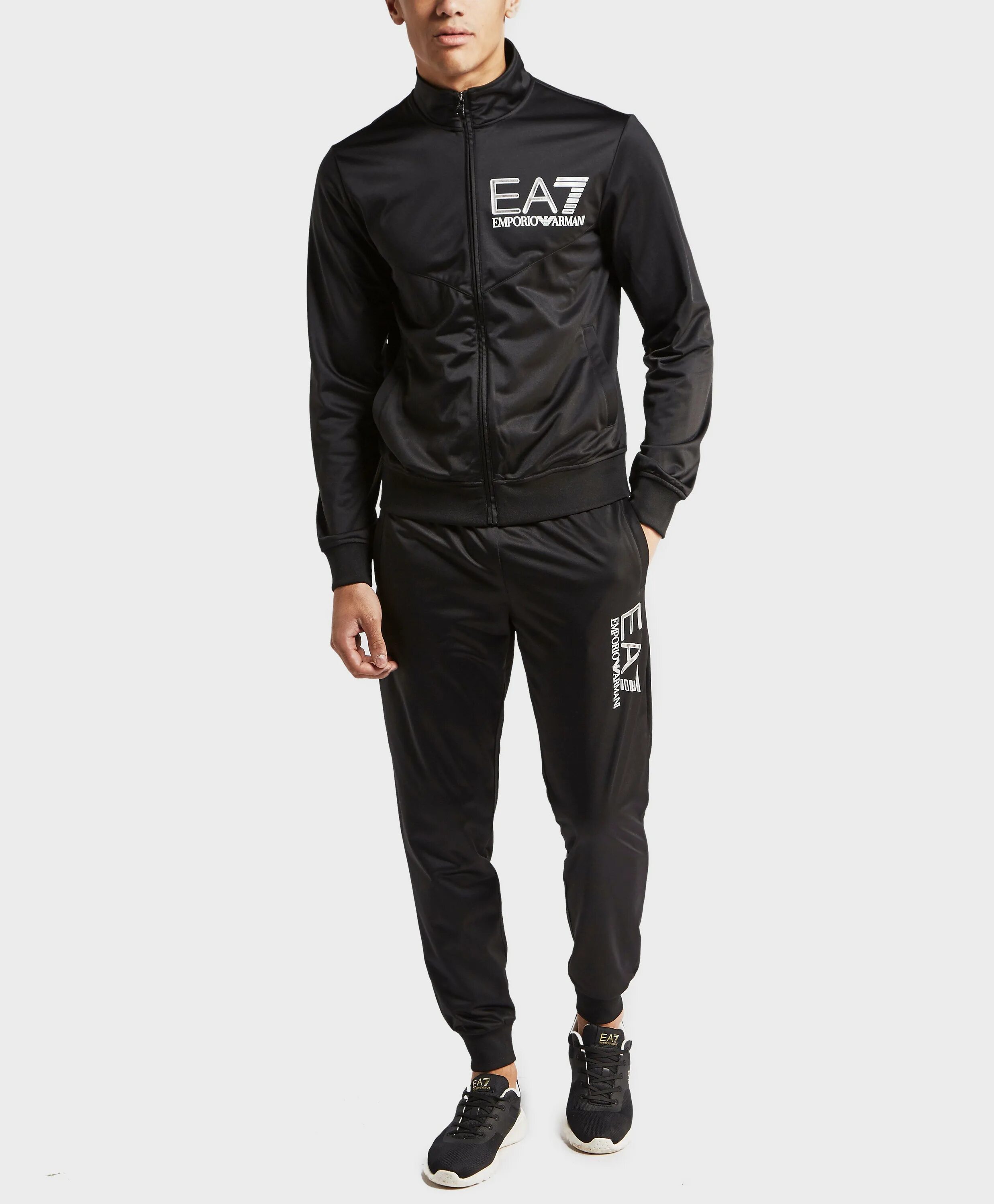Костюм еа7. Ea7 emporio. армани ea7. костюм спортивный tracksuit ea7. ea7 emporio armani 7 костюм спортивный золотой.