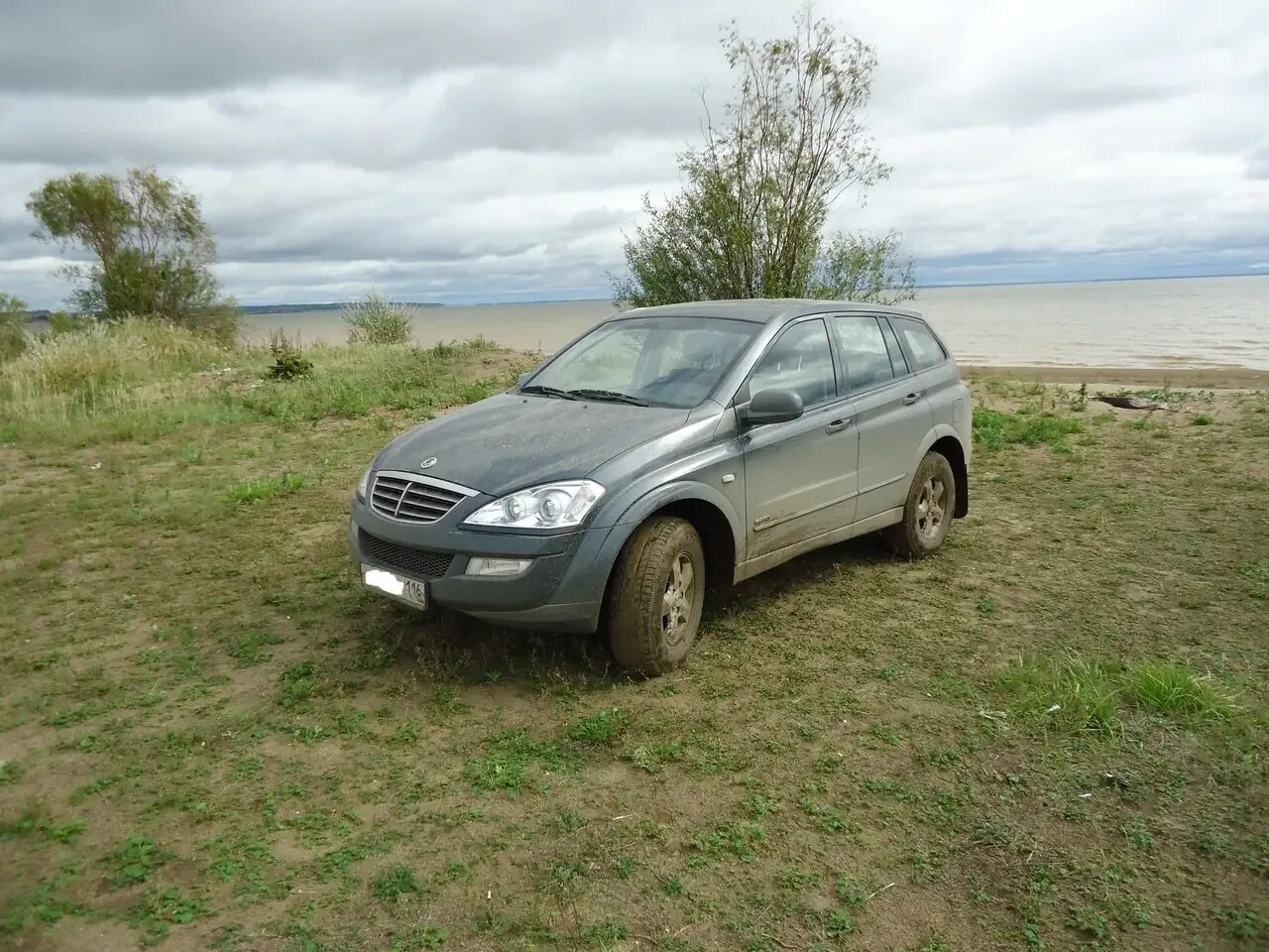 SSANGYONG Kyron 2011. Санг Йонг Кайрон 2011. Кайрон с прицепом. Саньенг кайрон 2011