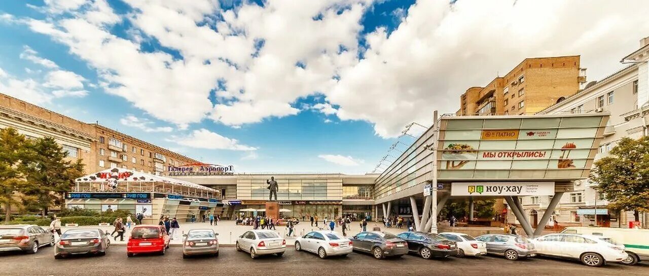 Метро аэропорт галерея аэропорт. Ленинградский просп 62а москва. Ленинградский проспект 62. Ленинградский просп 62а москва. Галерея аэропорт москва торговый центр.