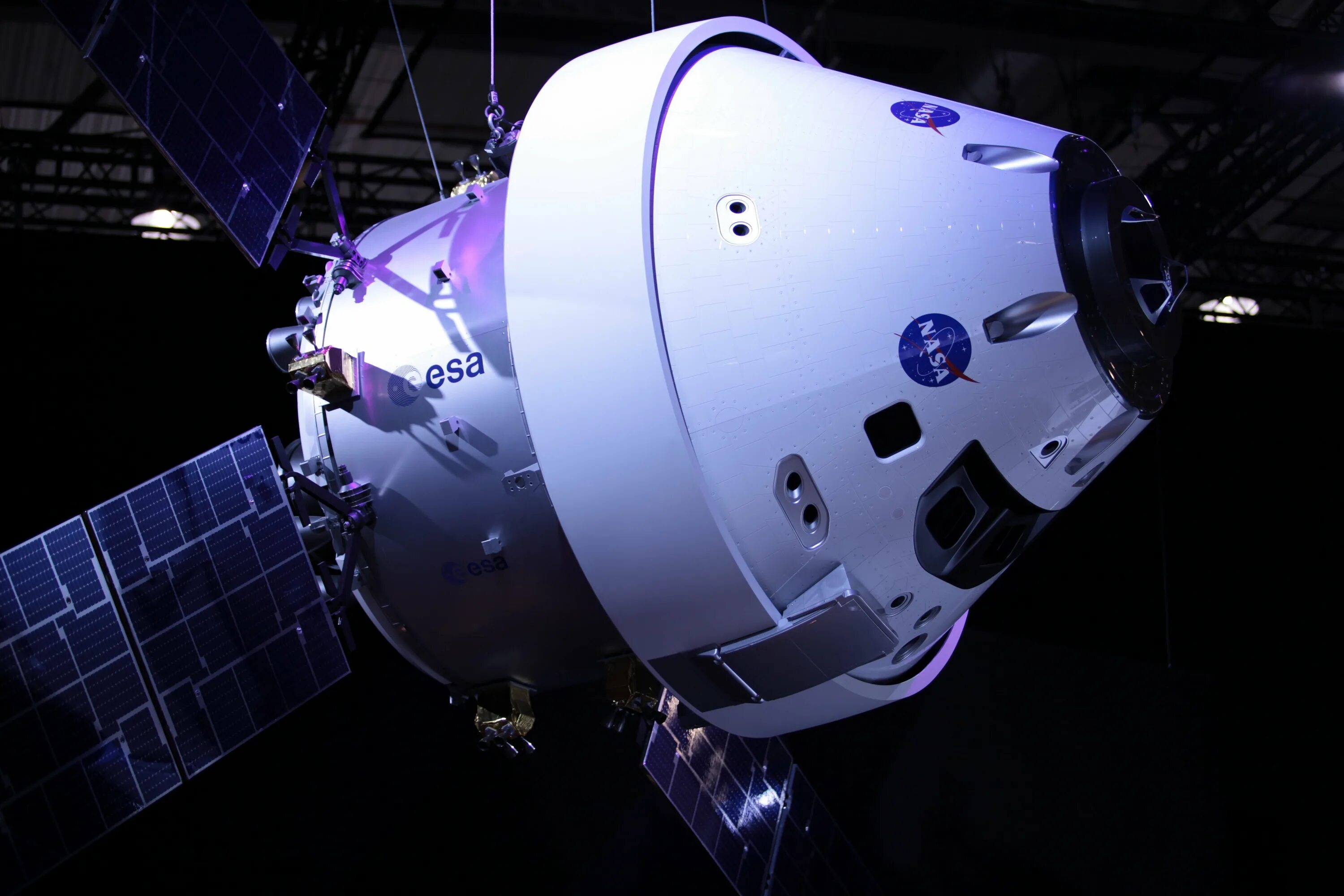 Как называется пилотируемый космический корабль. Пилотируемый корабль Орион. Космический корабль Ореон. Космический аппарат Орион. Космический корабль Орион НАСА.