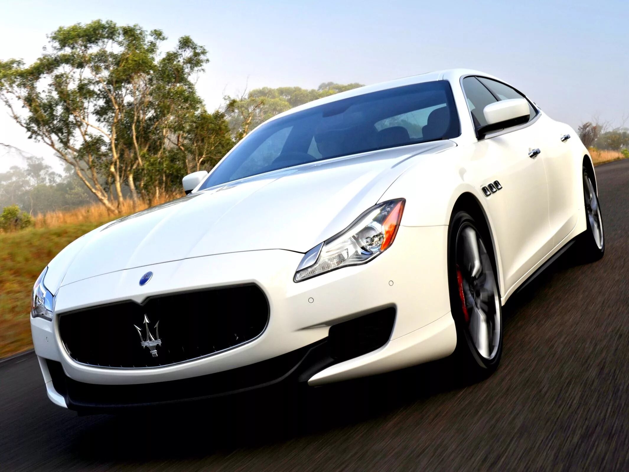 Мазерати Кватропорте 2013. Maserati Quattroporte s 2014. Мазерати Кватропорте 2. Мазерати Кватропорте 2014.