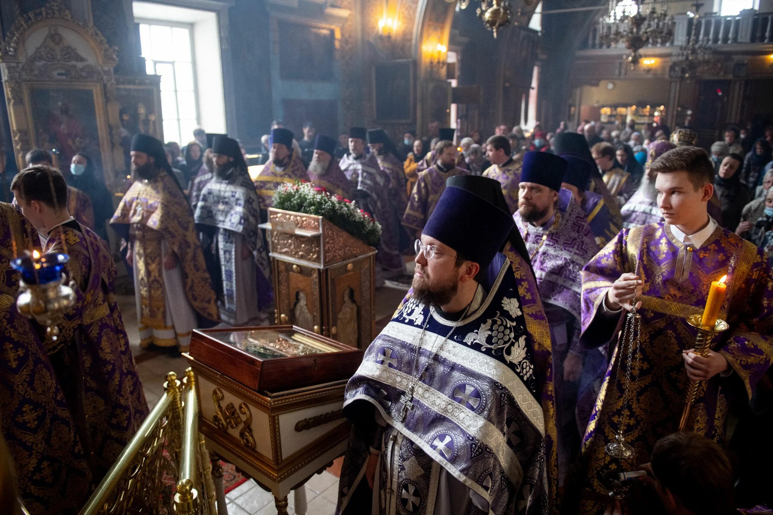 Архиерейское богослужение в Казанском храме Иркутска. Сорок мучеников Севастийских богослужение. Архиерейская служба в Казанском соборе. Память 40 севастийских мучеников в 2024 году